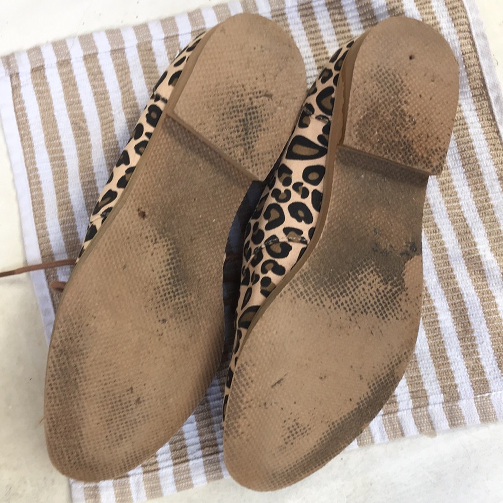EUC Leopard Oxford Shoes - Picture 7 of 9